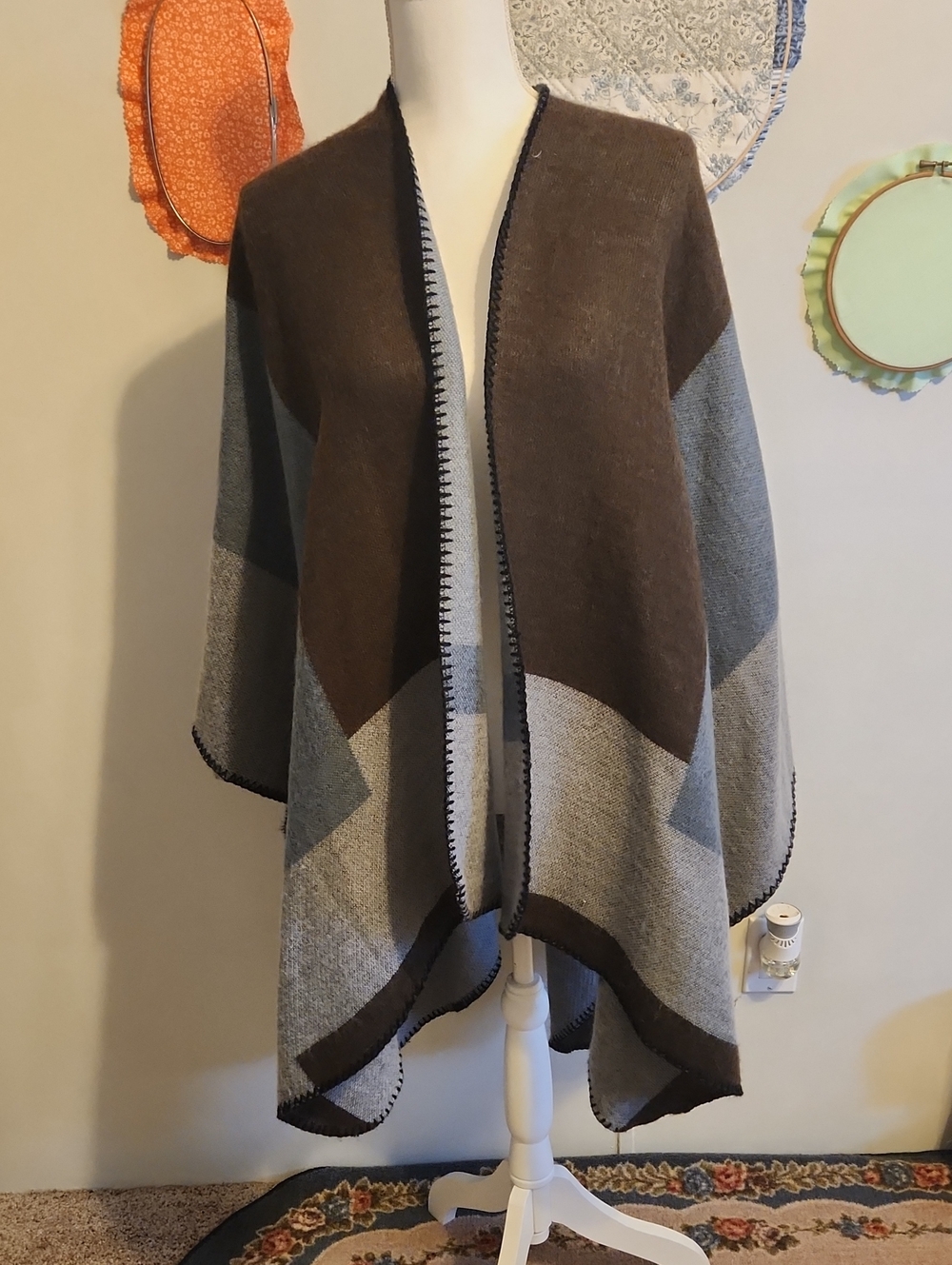 Brown & Gray Colorblock Open Front Women's Sweater Wrap